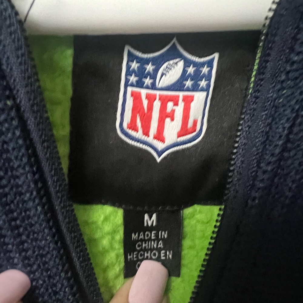 Never worn being hanging in closet 2 years